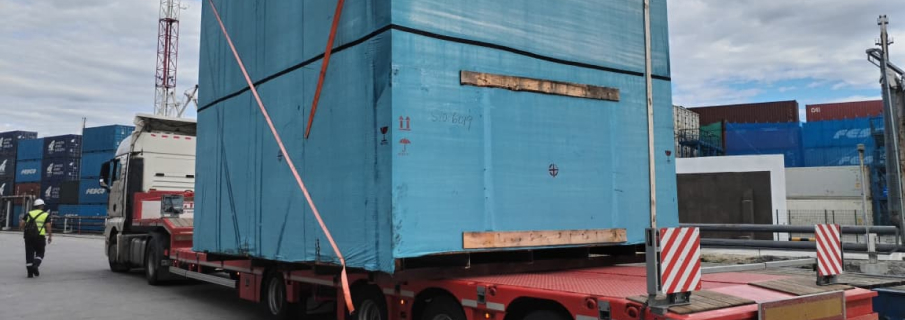 Как погода испытала нашу команду при автодоставке китайского газопоршневого оборудования из Владивостока в Омск